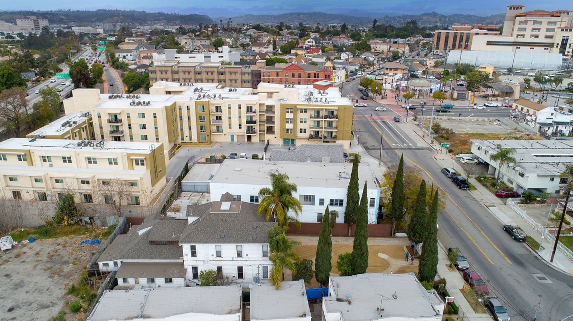 Los Angeles Apartment: 131 S Boyle Avenue