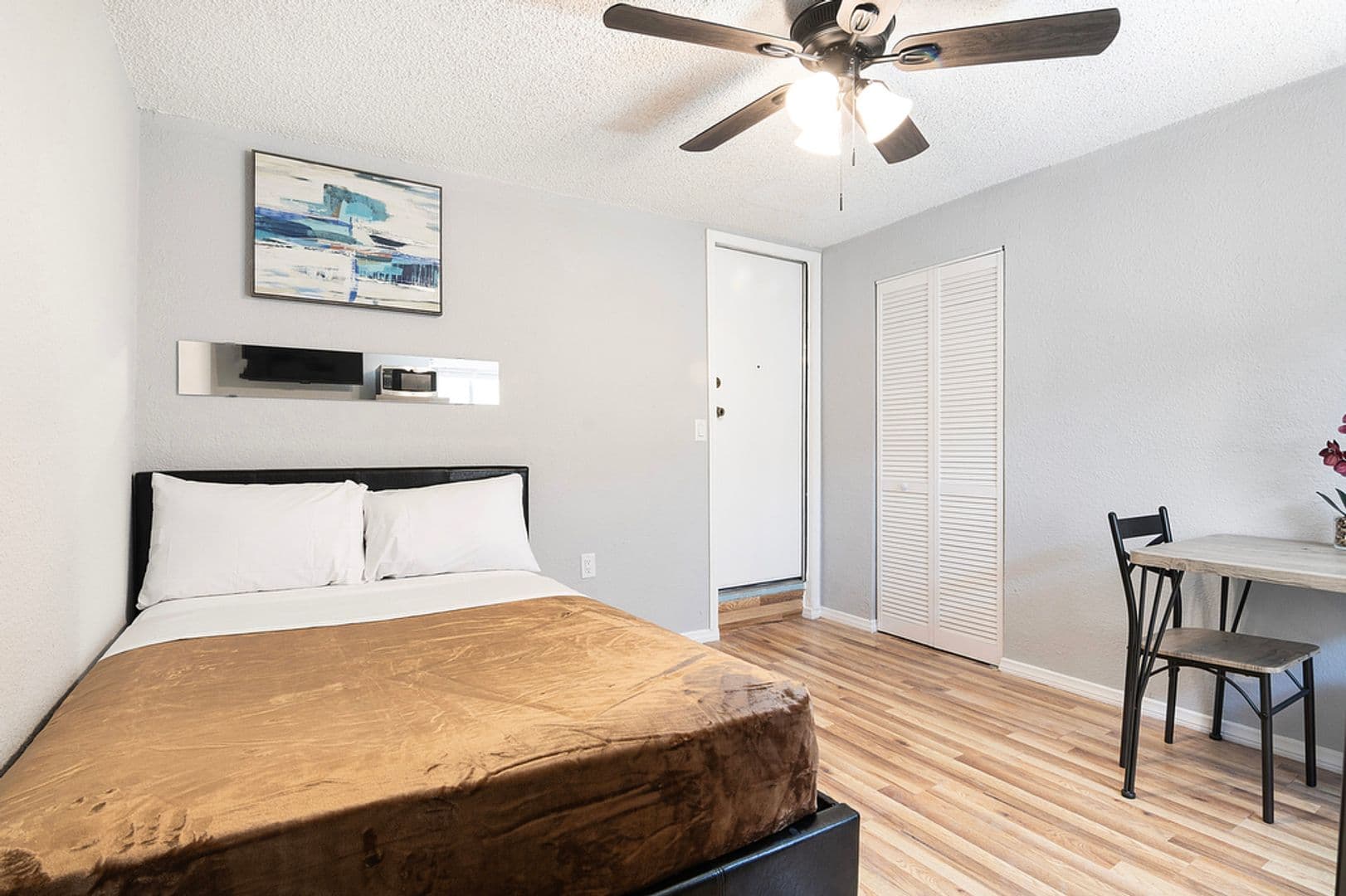 East Los Angeles Apartment: 930-932 Fraser Avenue