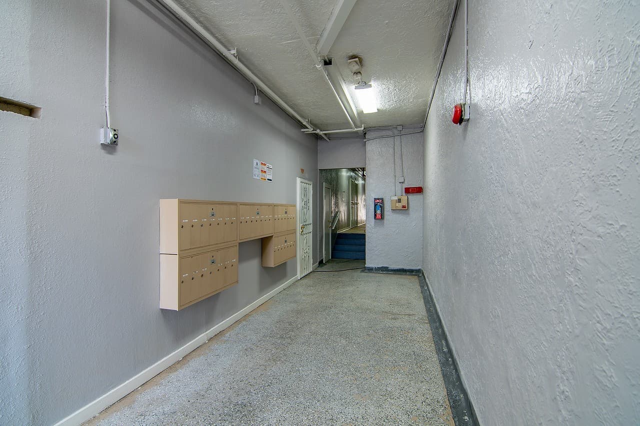 Los Angeles Apartment: 5117-5123 S Avalon Boulevard