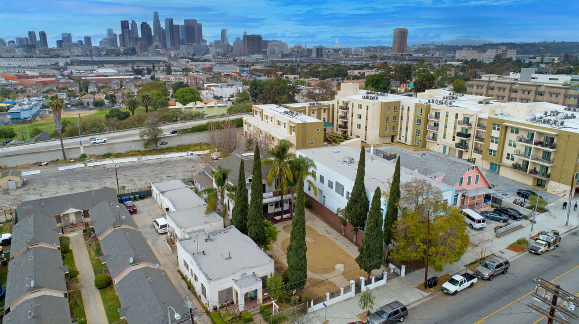 Los Angeles Apartment: 131 S Boyle Avenue