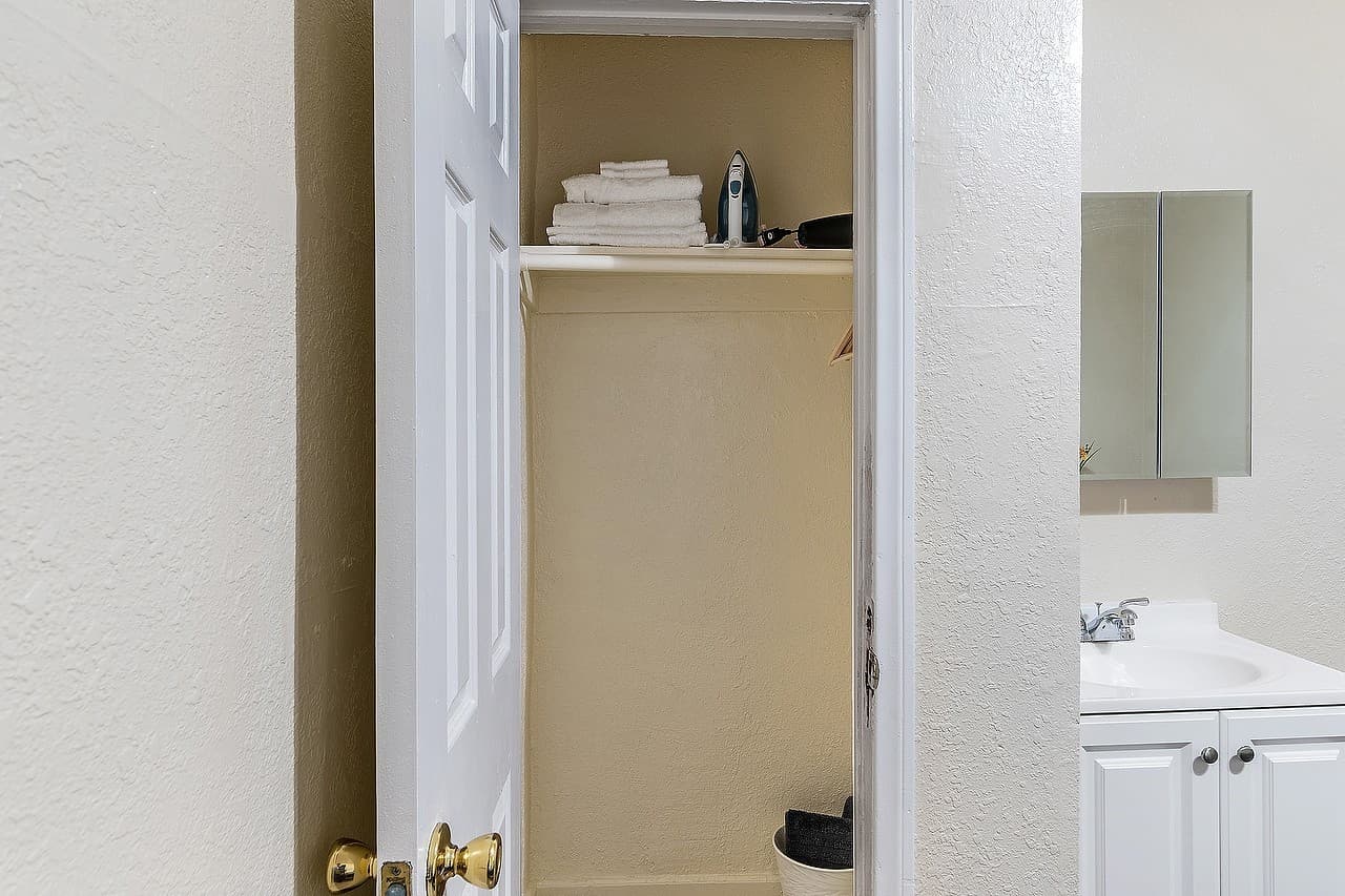 Los Angeles Apartment: 5117-5123 S Avalon Boulevard