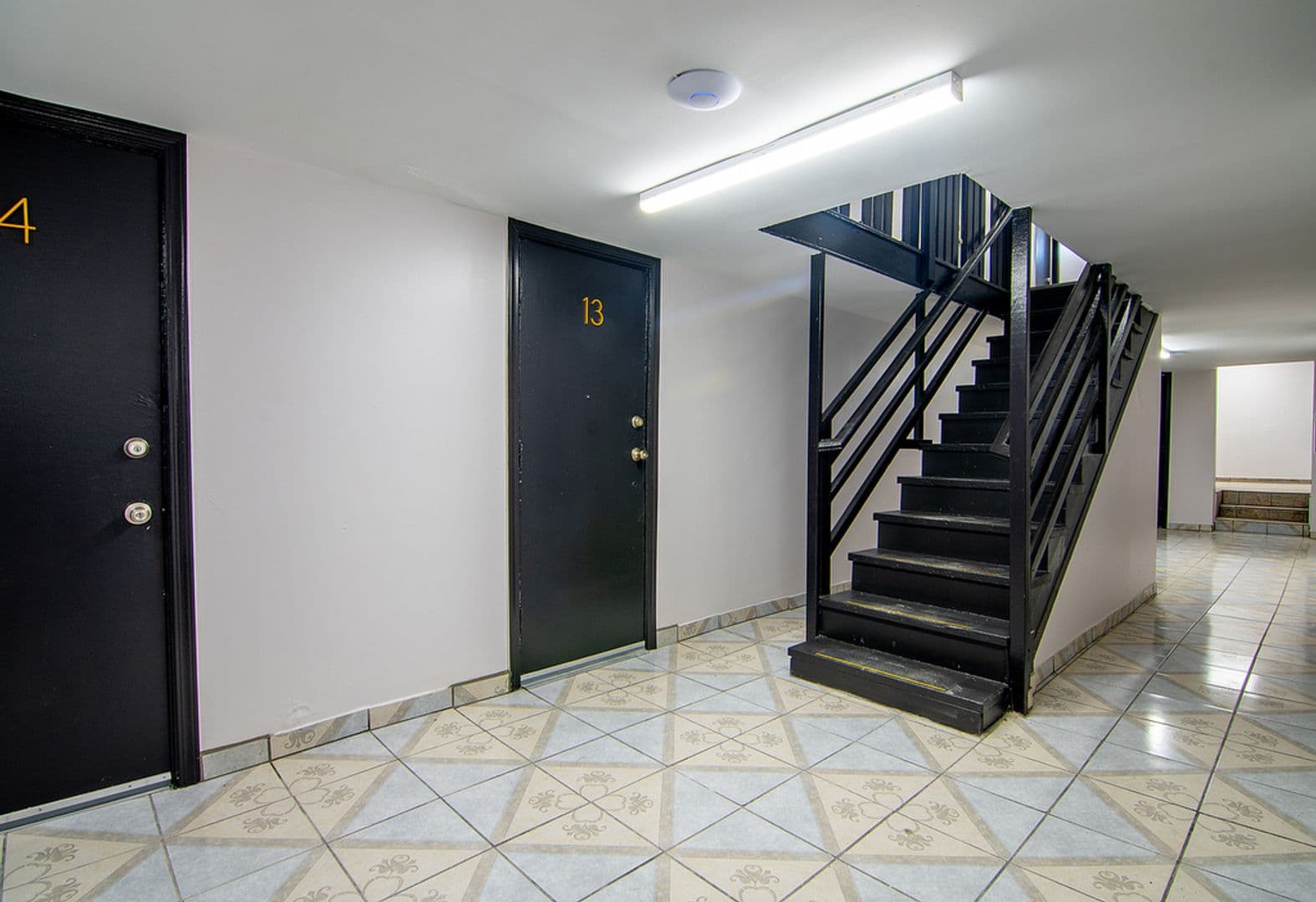 East Los Angeles Apartment: 930-932 Fraser Avenue