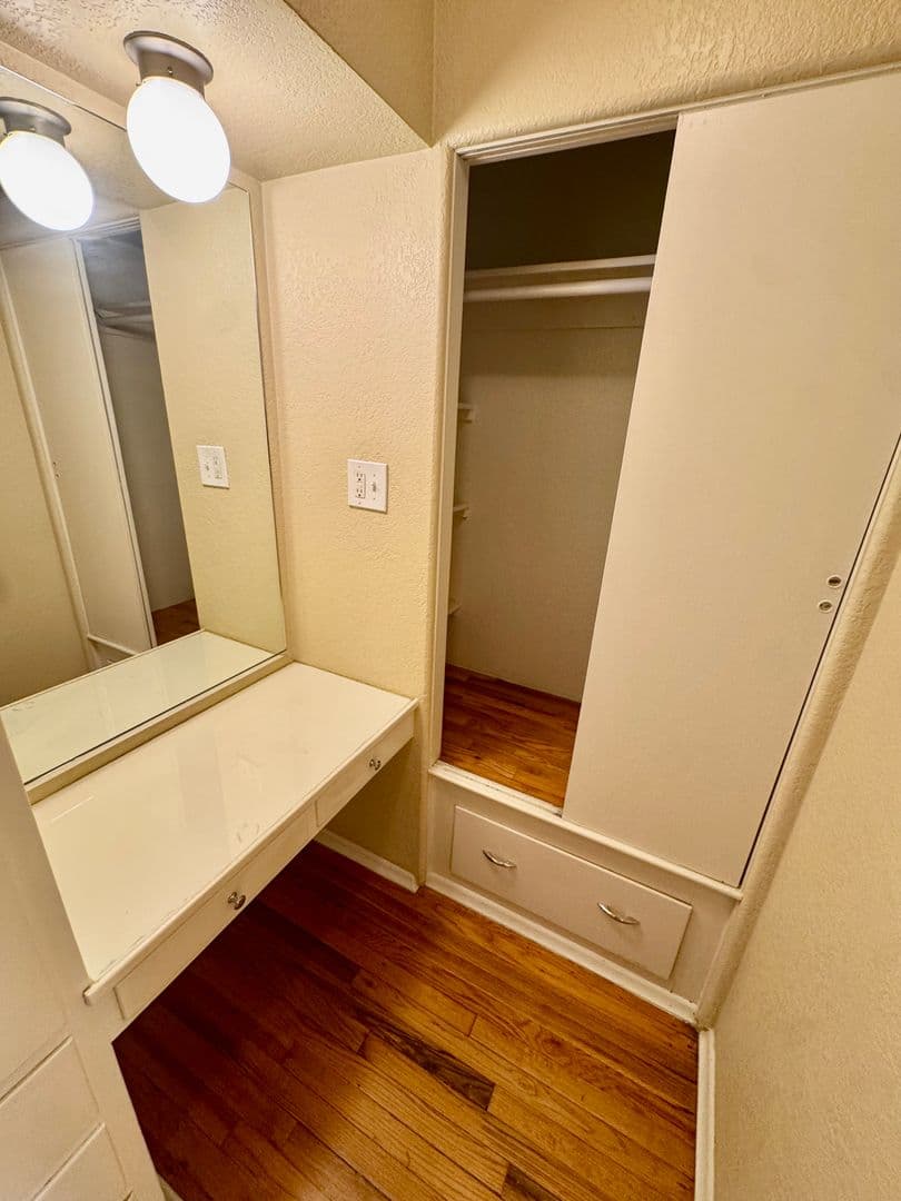 Denver Apartment: 1410 Poplar St