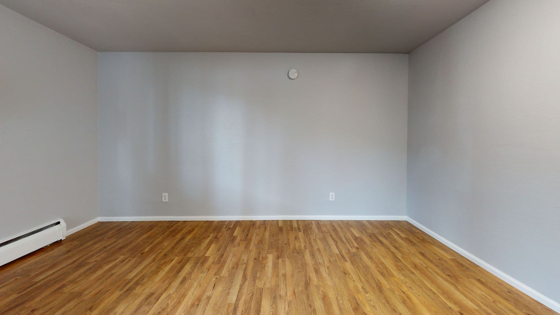 Aurora Apartment: 11600 E 16th Ave