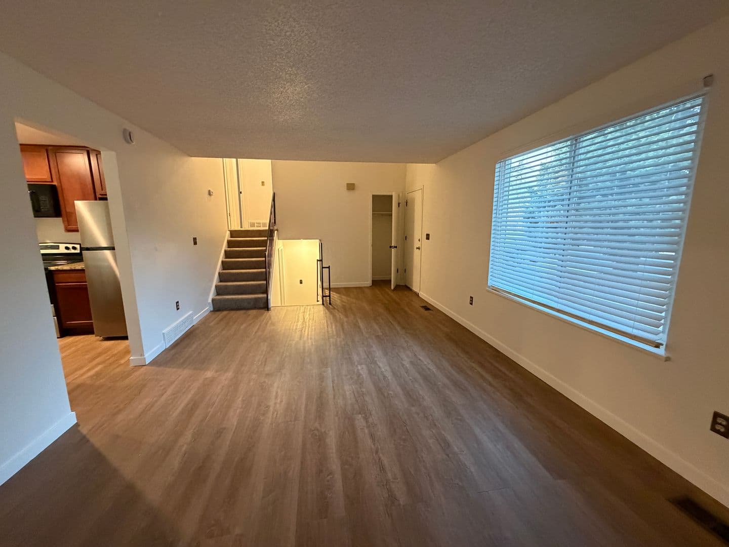 Aurora House: 3159 S Mobile Way