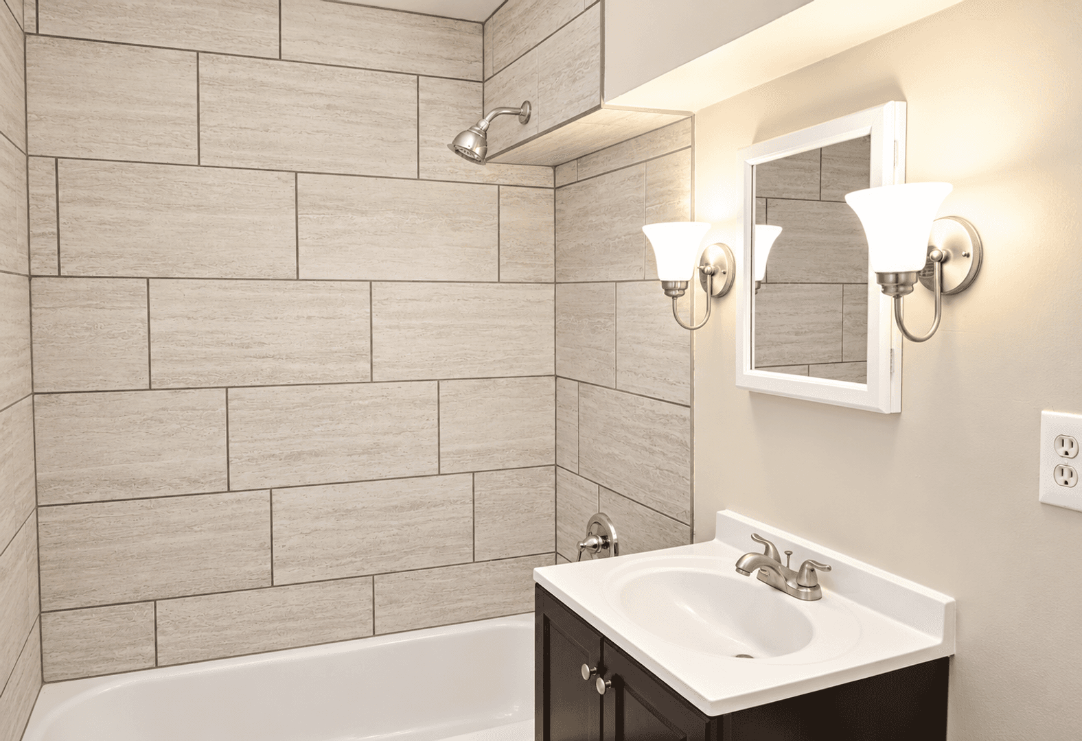 Denver Apartment: 2475 S York St