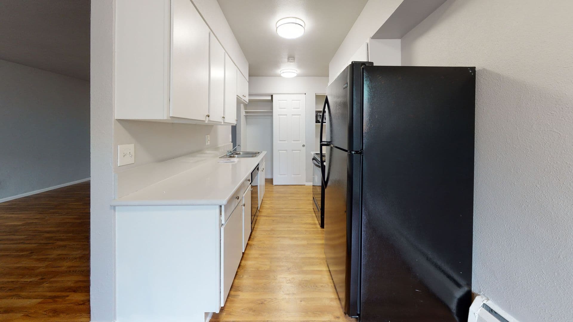 Aurora Apartment: 11600 E 16th Ave