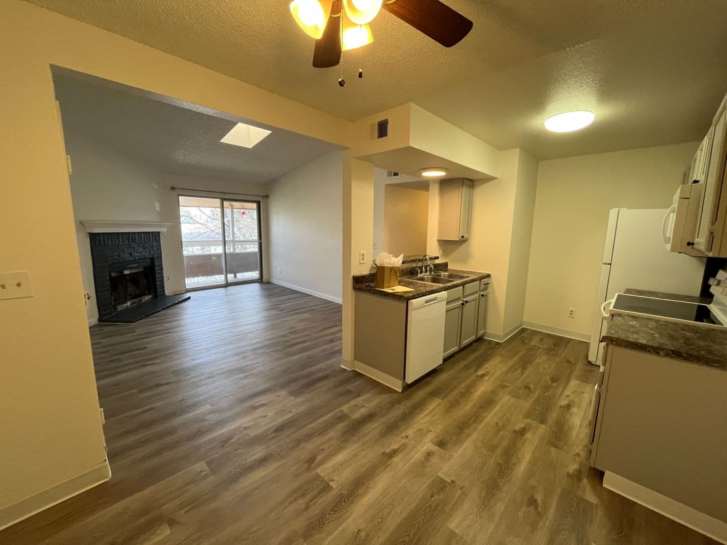 Aurora Condo: 1075 S Elkhart Way