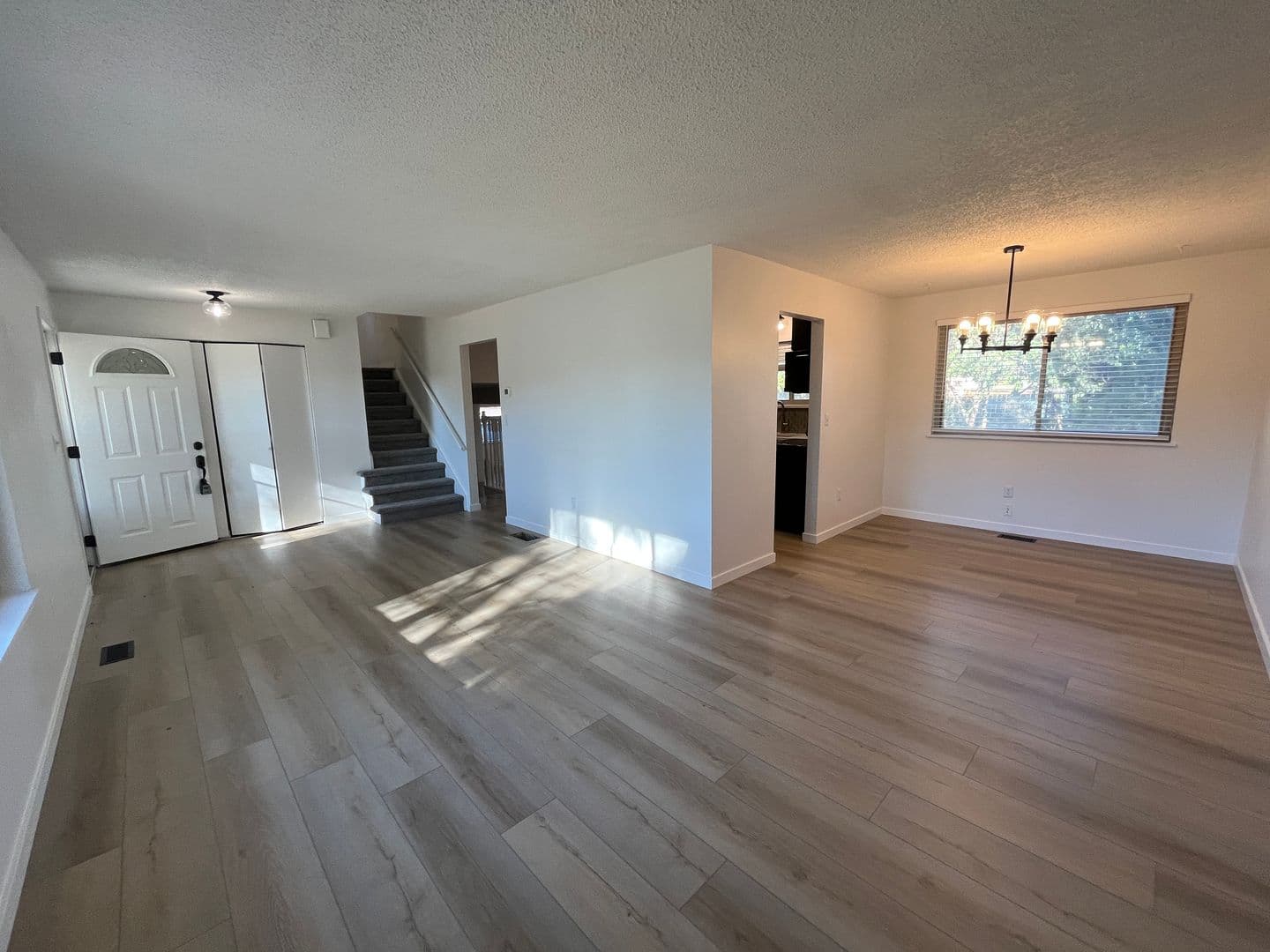Aurora House: 15739 E Greenwood Dr