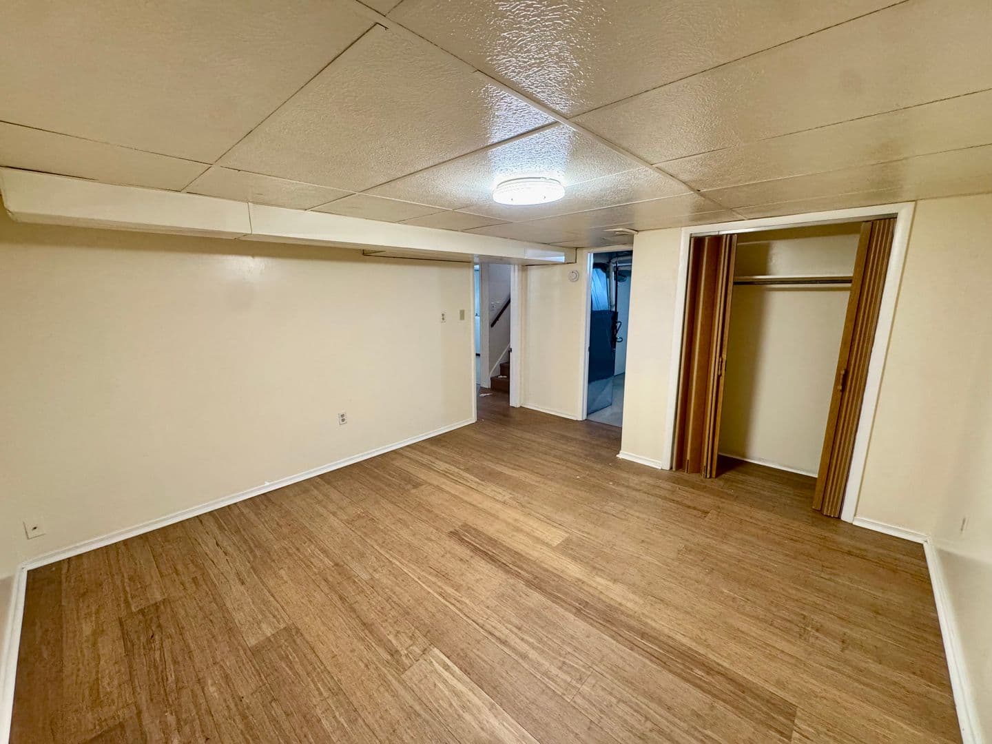 Lakewood Apartment: 1115 Carr Street