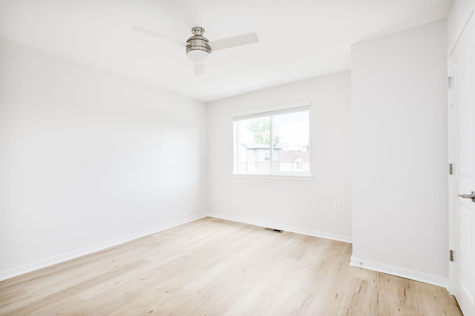 Aurora Townhome: 16001-16065 E 16th Ave