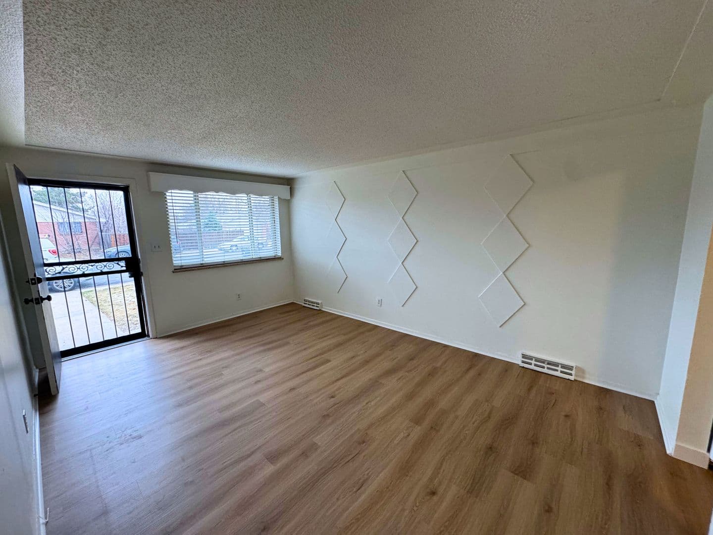Aurora Apartment: 10800-10810 E 4th Way