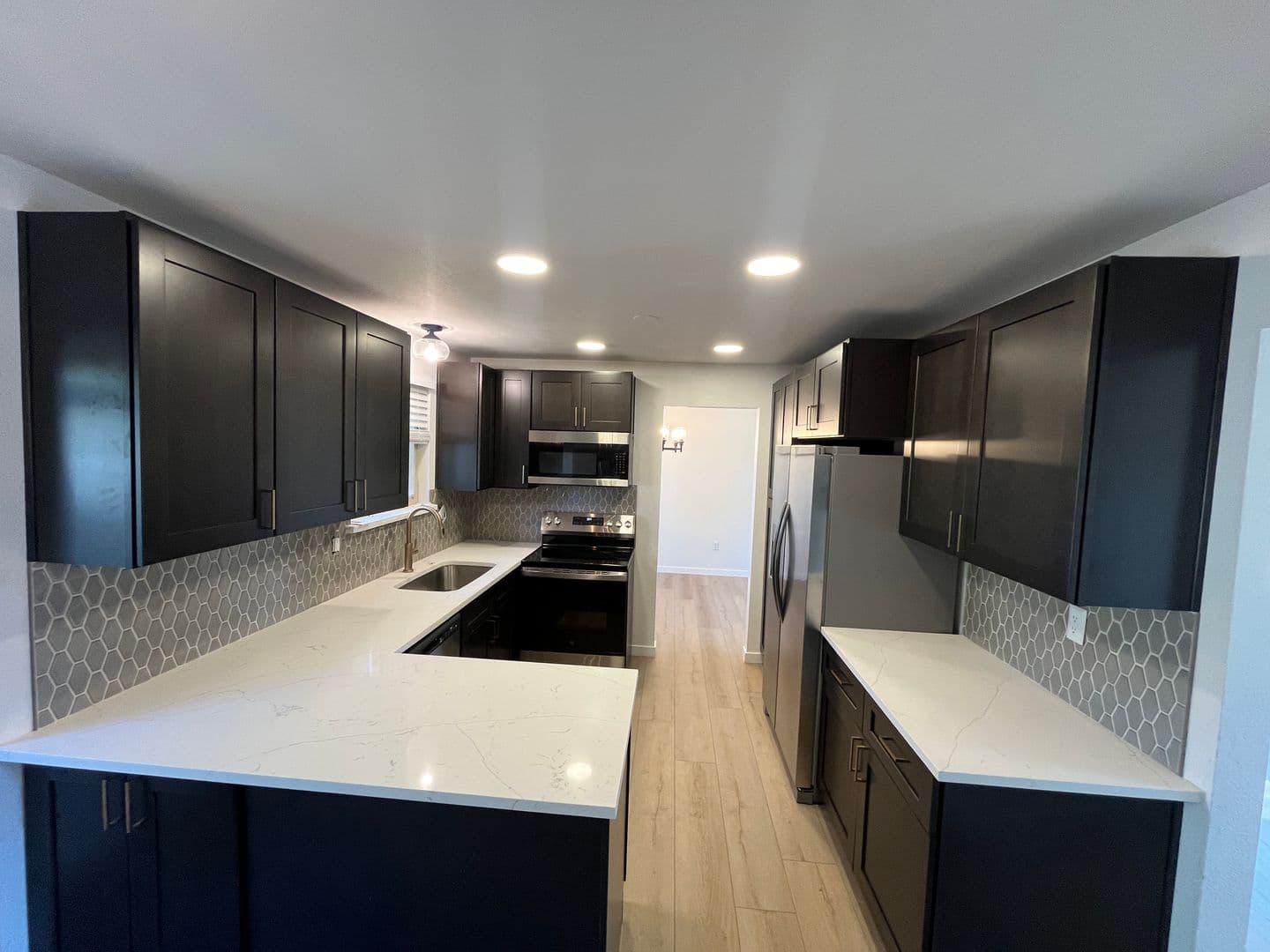 Aurora House: 15739 E Greenwood Dr