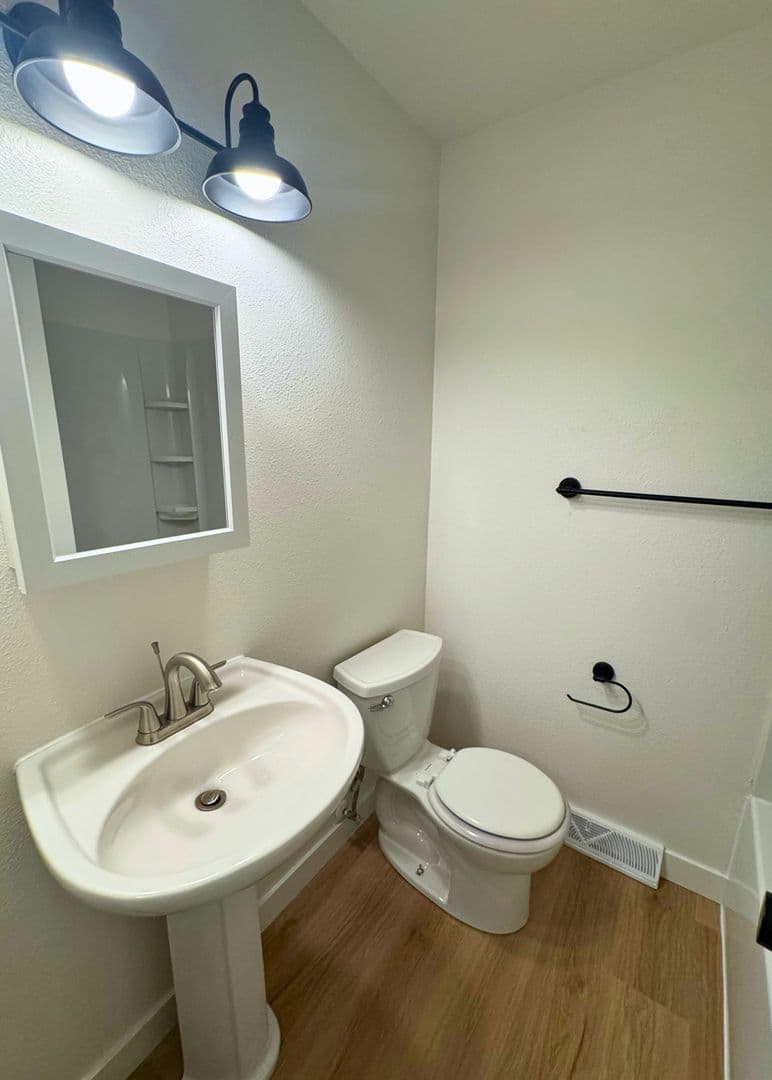 Aurora Apartment: 10800-10810 E 4th Way