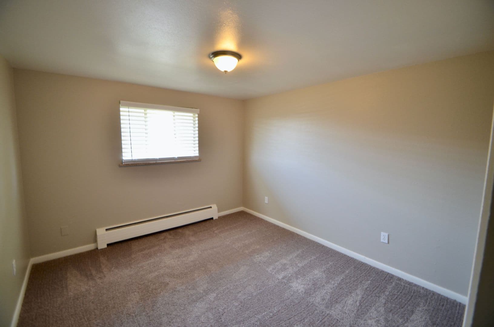 Lakewood Apartment: 1160-1198 S Allison St
