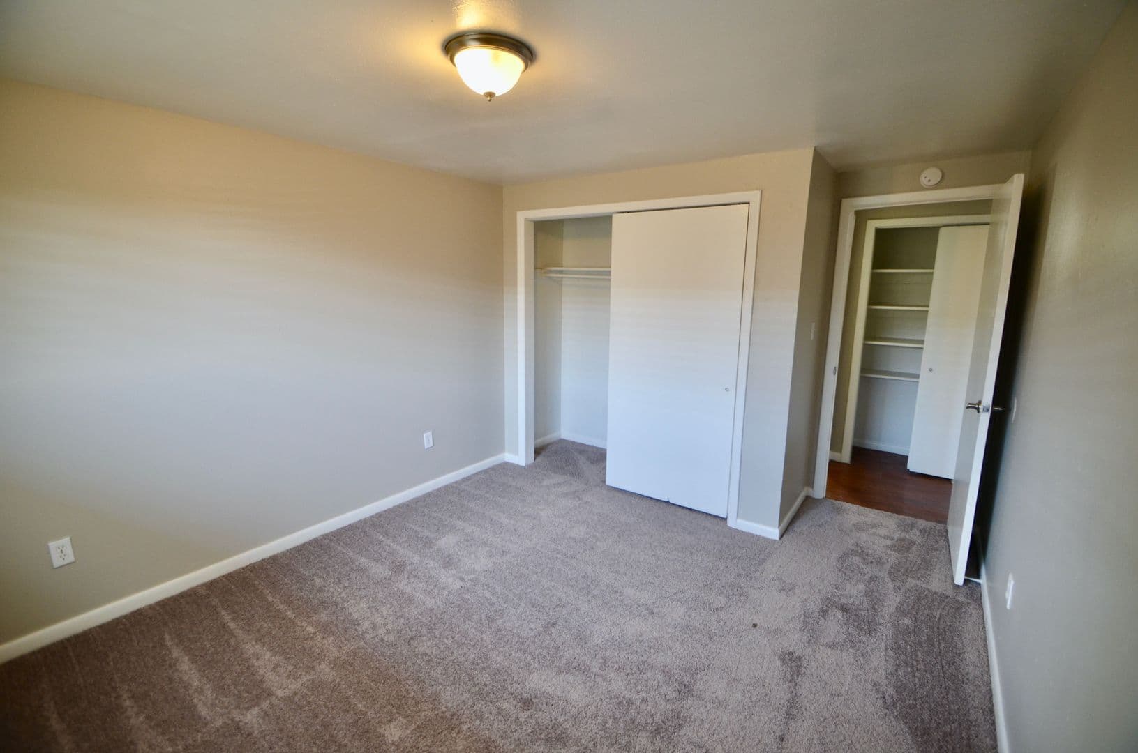 Lakewood Apartment: 1160-1198 S Allison St