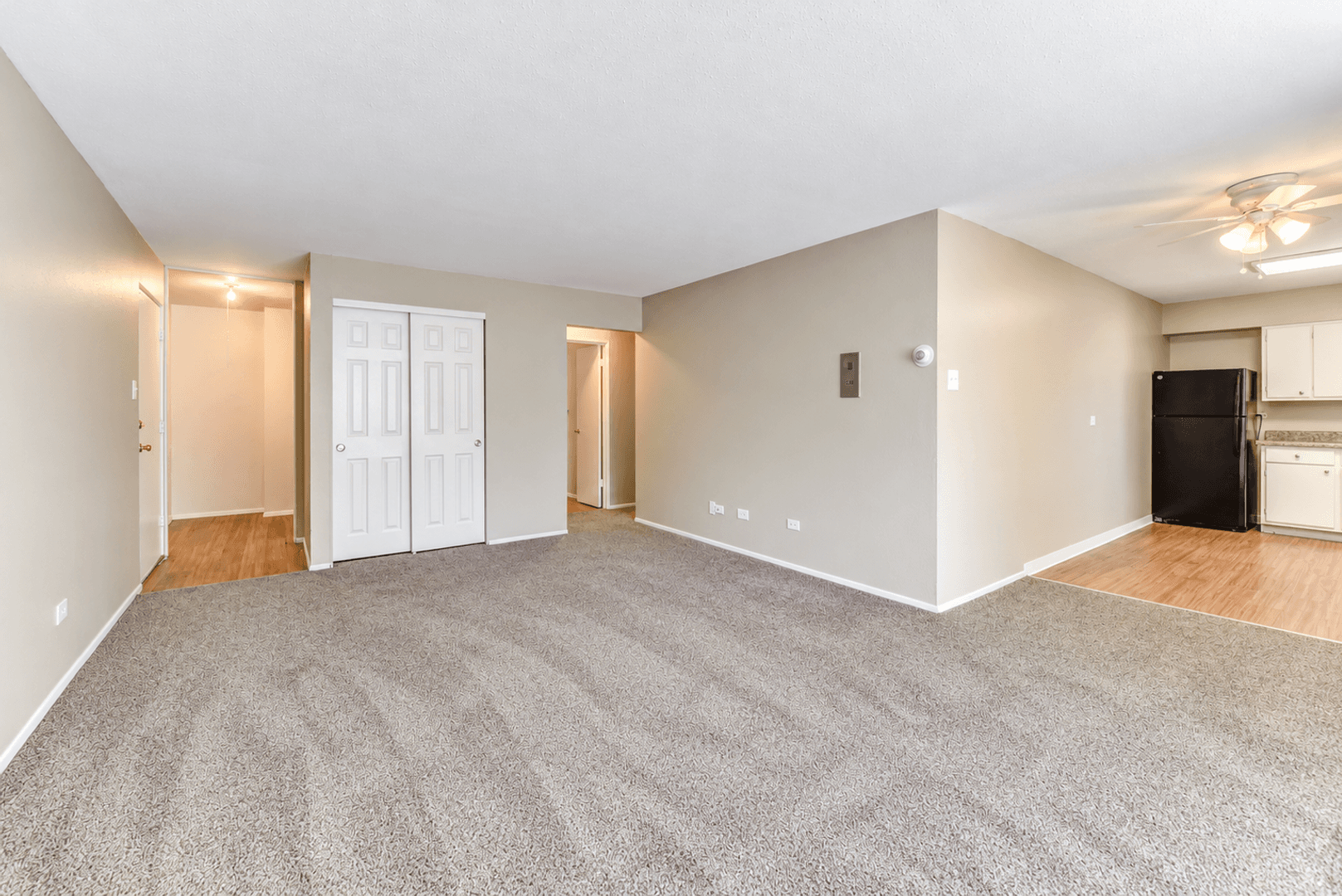 Aurora Apartment: 1747 Peoria Street