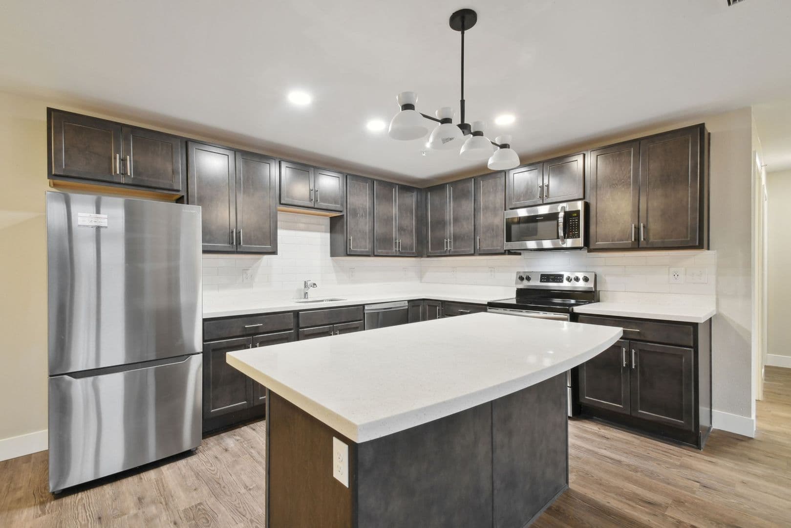 Lakewood Apartment: 5855-5865 W 11th Avenue