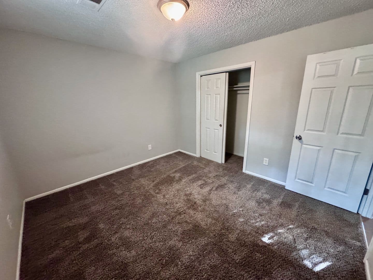 Lakewood Apartment: 1550 Kendall St