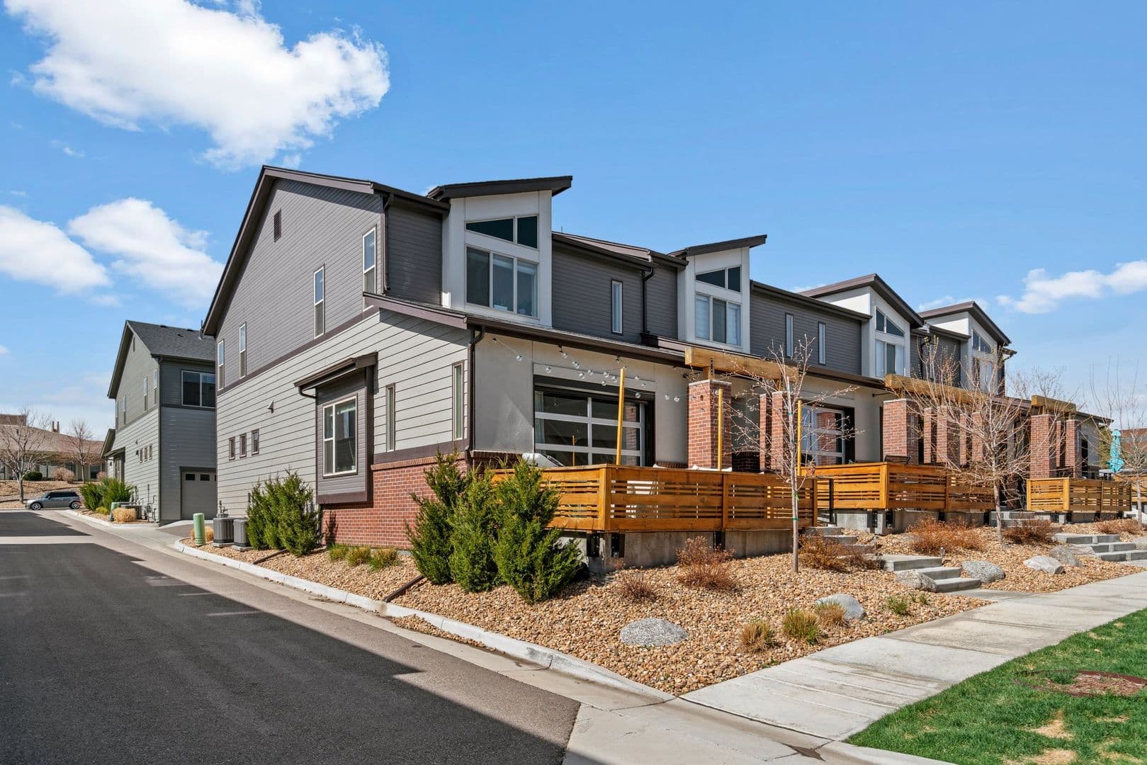 Lakewood Townhome: 12843 W Nevada Pl