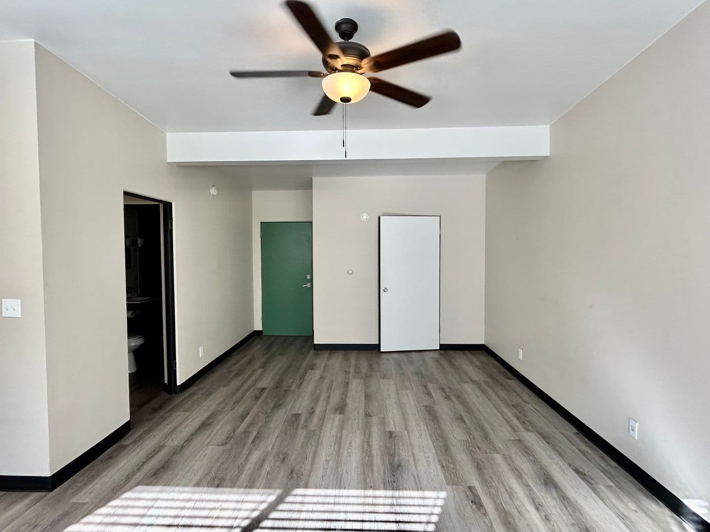 Denver Apartment: 2475 S York St