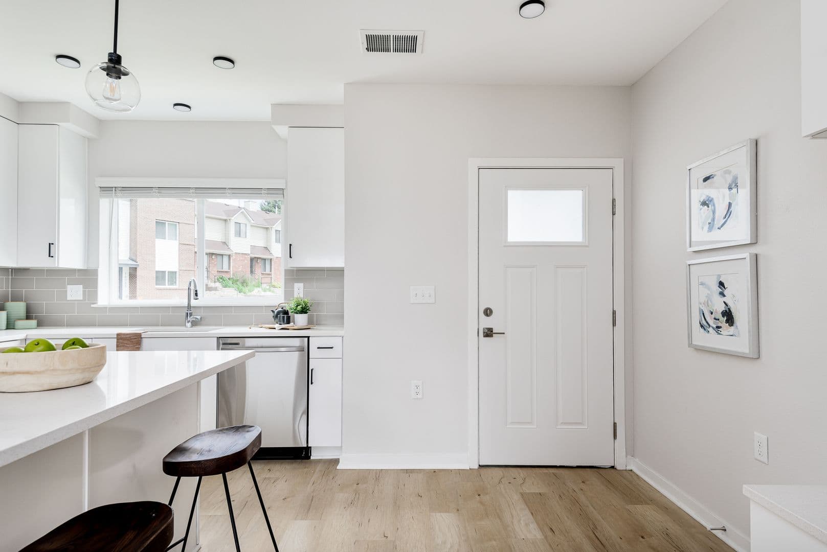 Aurora Townhome: 16001-16065 E 16th Ave