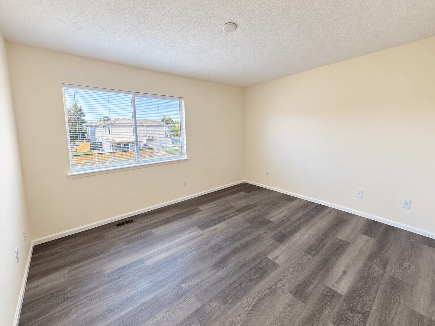 Denver House: 4022 Perth St