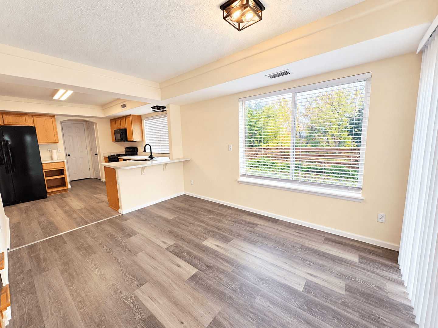 Denver House: 4022 Perth St