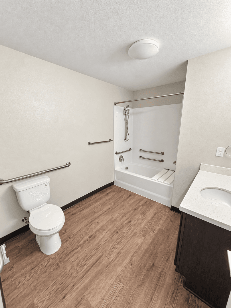 Lakewood Apartment: 5855-5865 W 11th Avenue