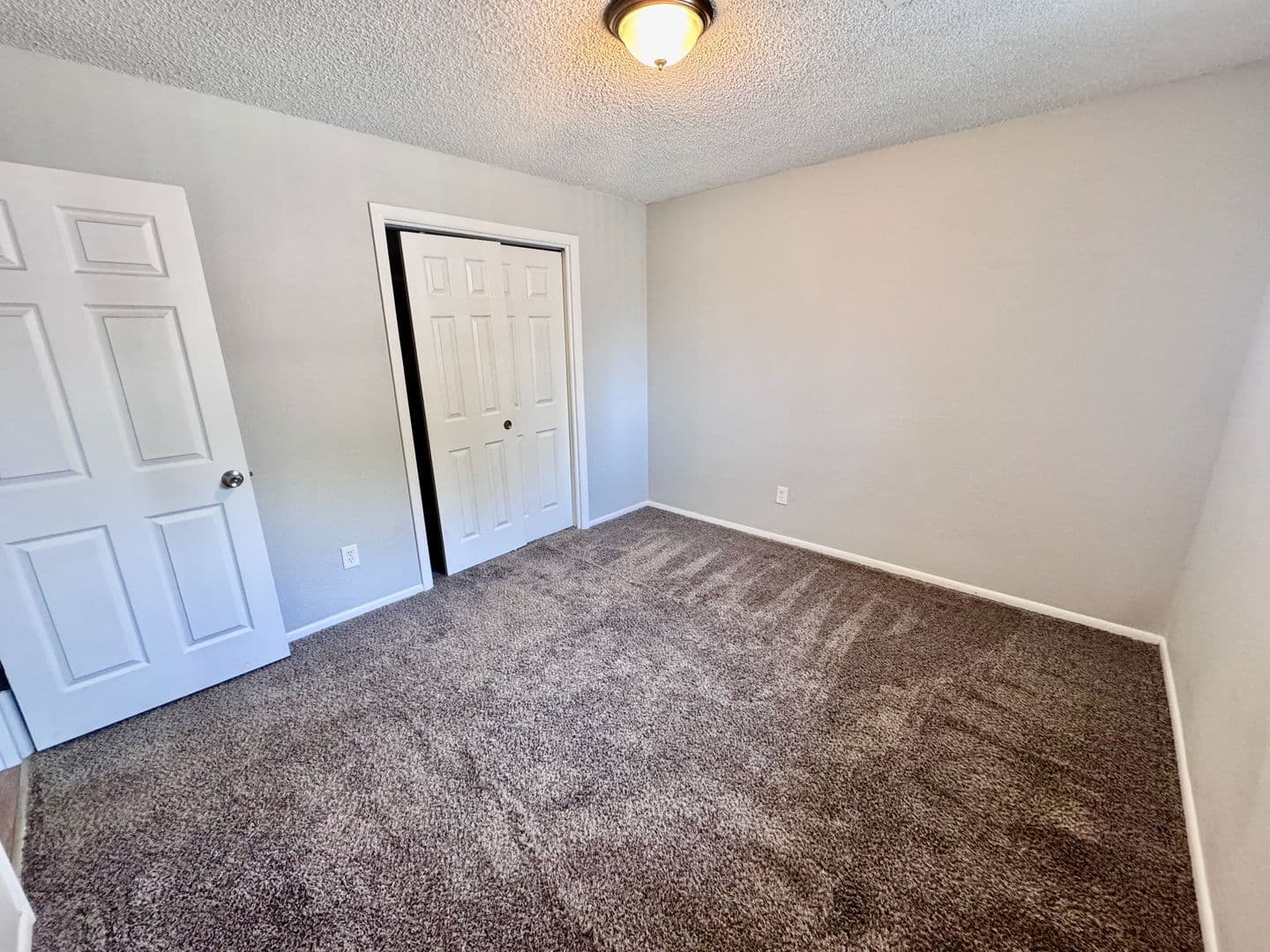 Lakewood Apartment: 1550 Kendall St
