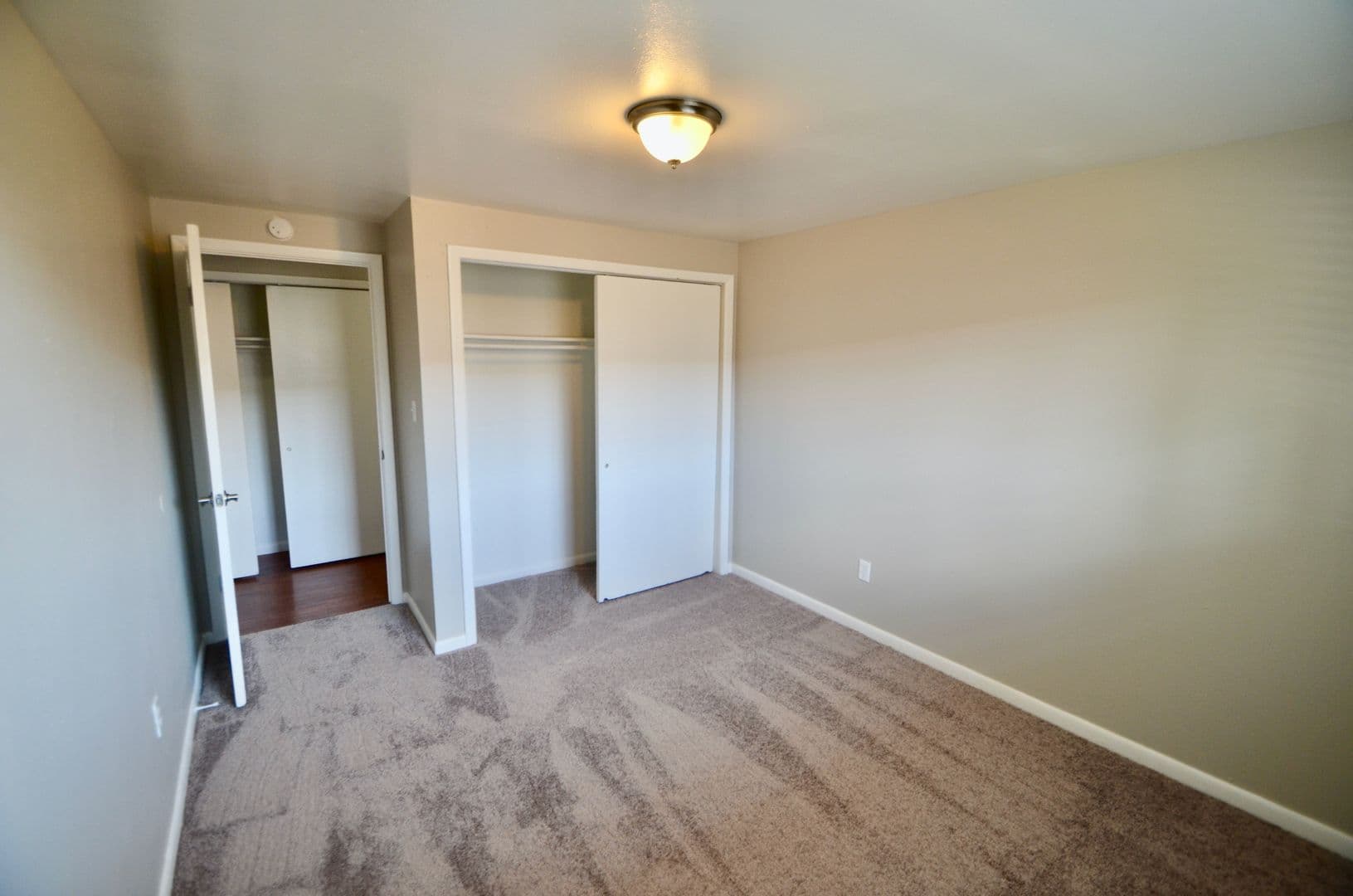 Lakewood Apartment: 1160-1198 S Allison St