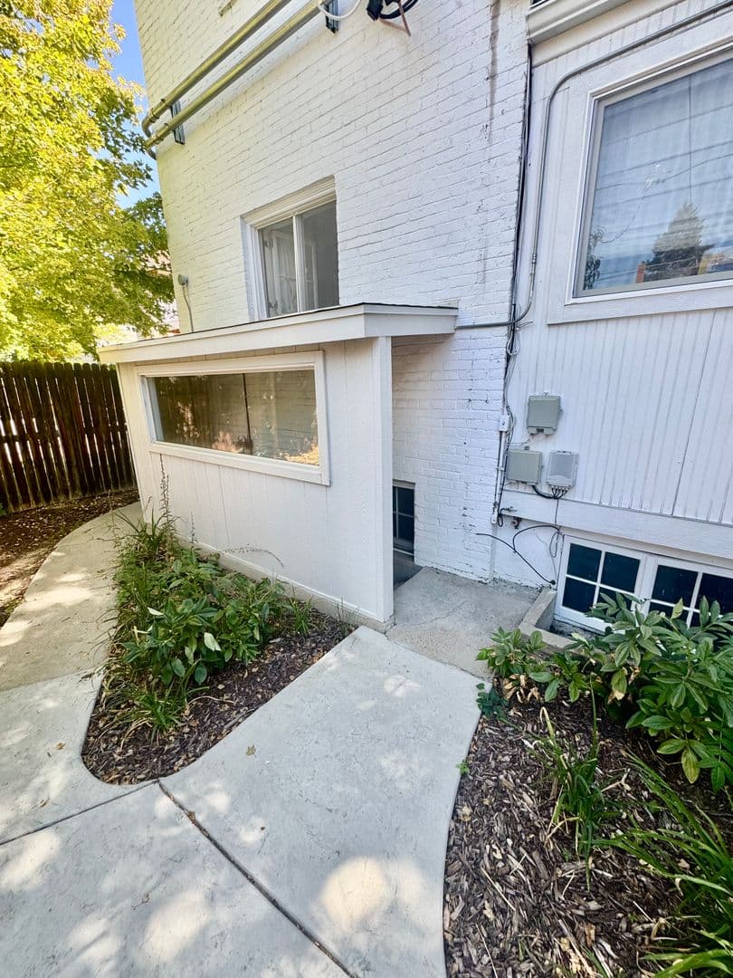 Denver Apartment: 1245 Clayton St