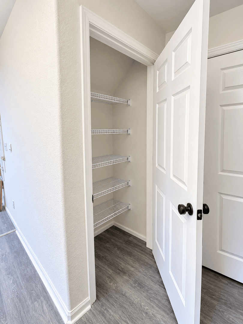 Denver House: 4022 Perth St
