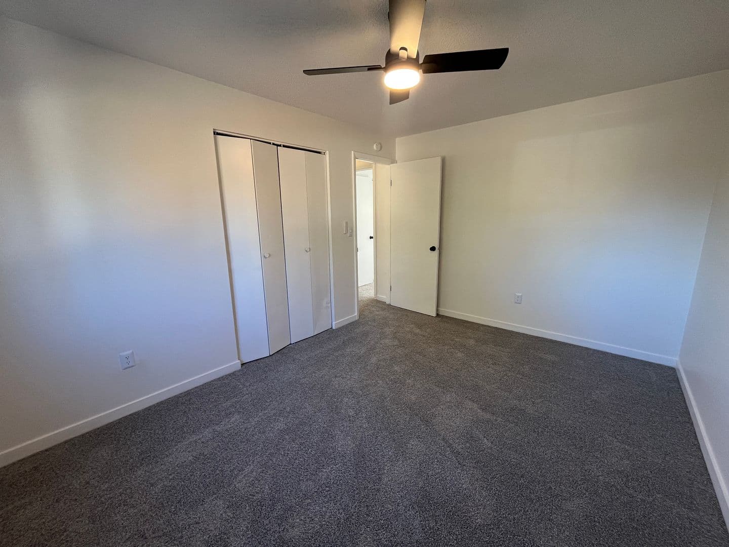 Aurora House: 15739 E Greenwood Dr