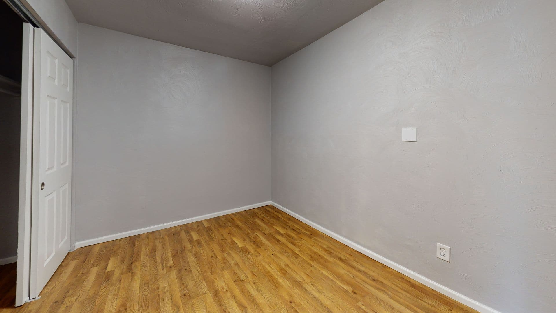 Aurora Apartment: 11600 E 16th Ave
