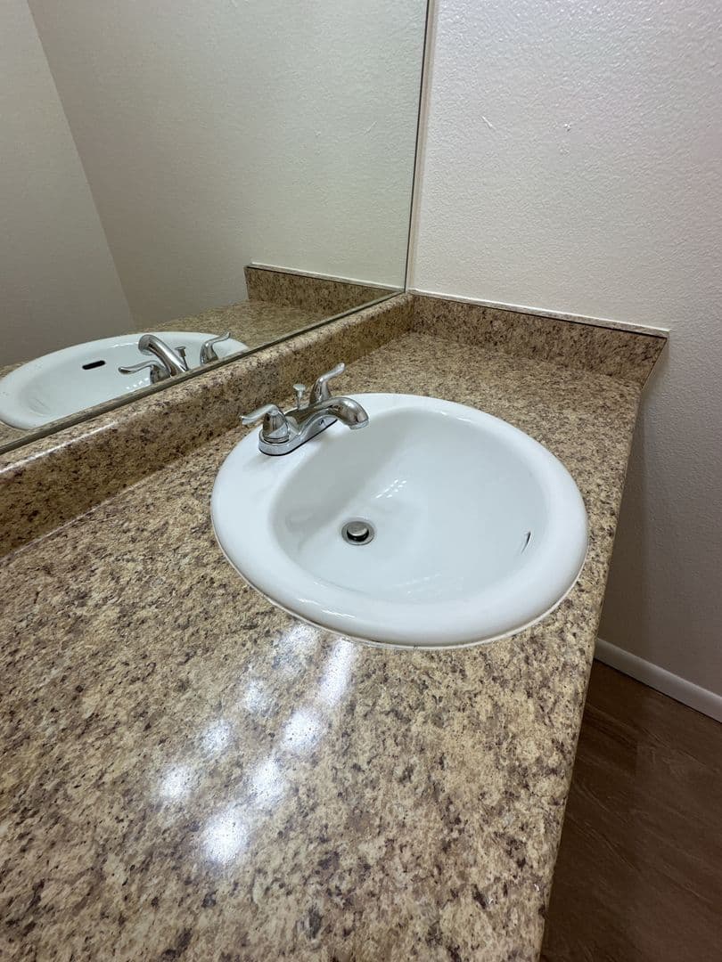 Aurora Apartment: 1747 Peoria Street