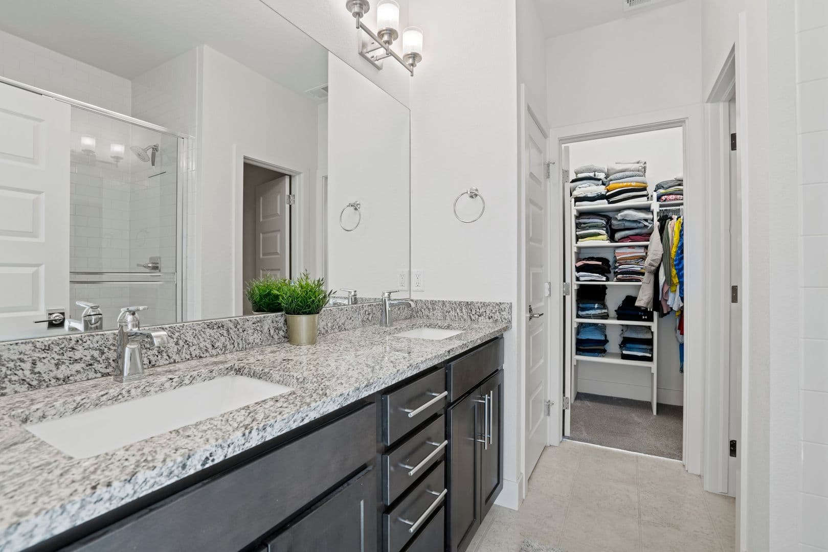 Lakewood Townhome: 12843 W Nevada Pl
