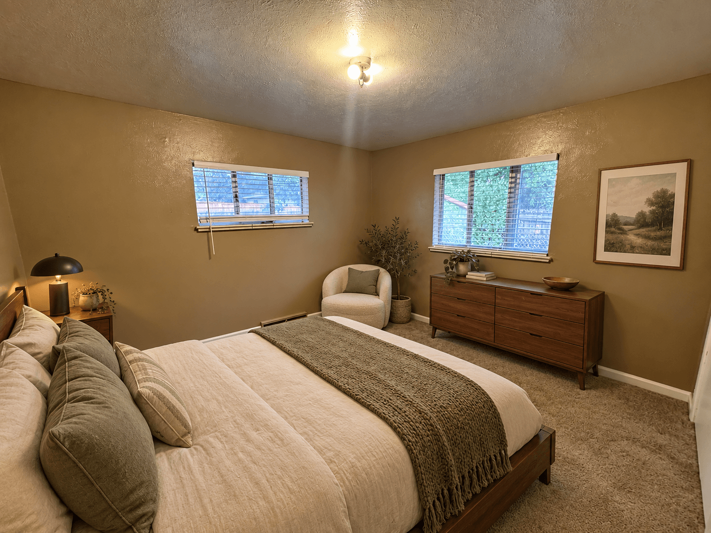 Lakewood Apartment: 1115 Carr Street