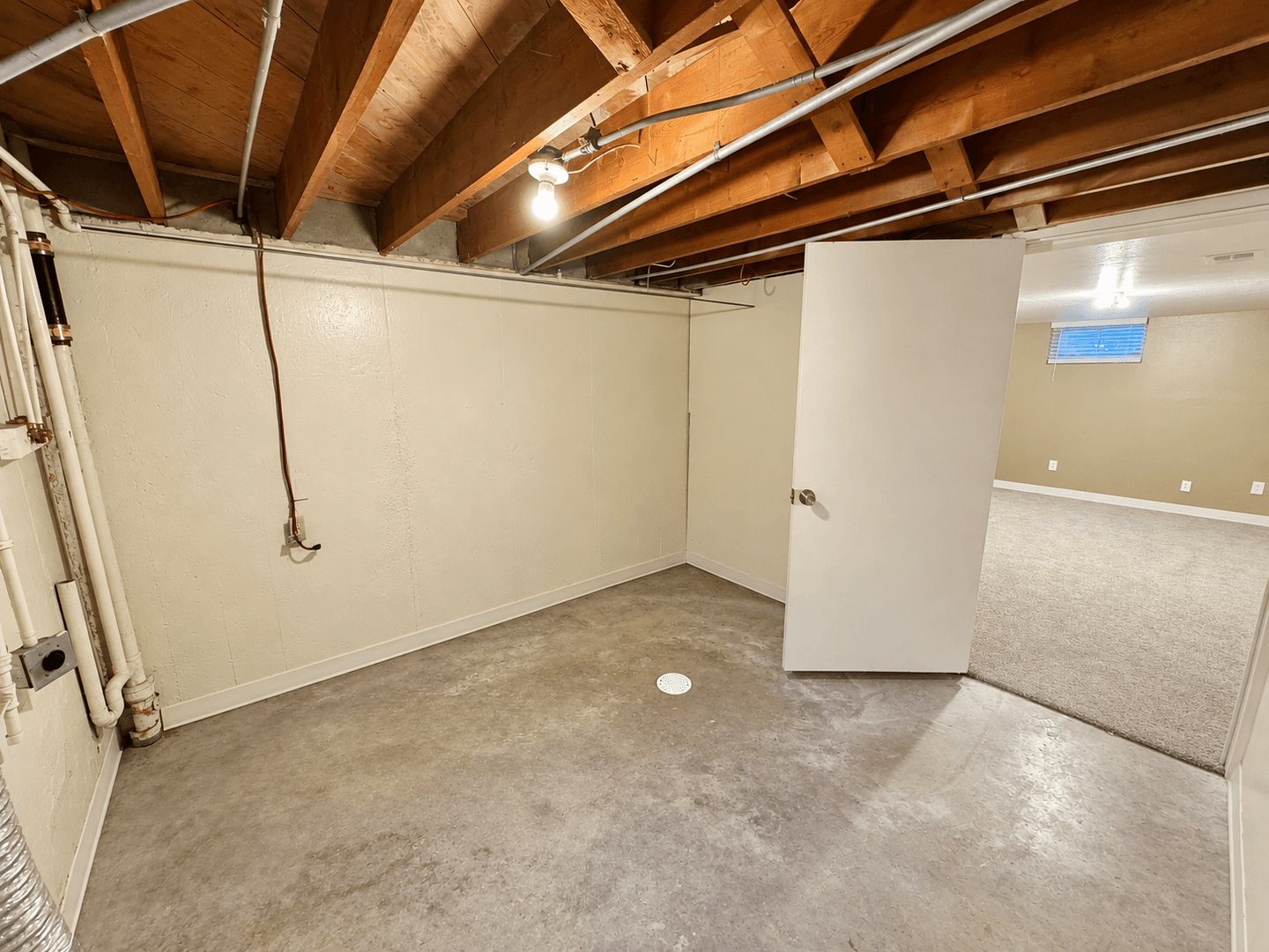 Lakewood Apartment: 1115 Carr Street