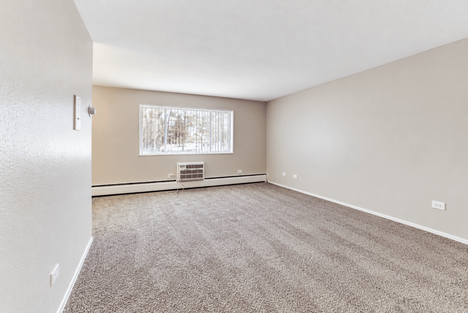 Aurora Apartment: 1747 Peoria Street