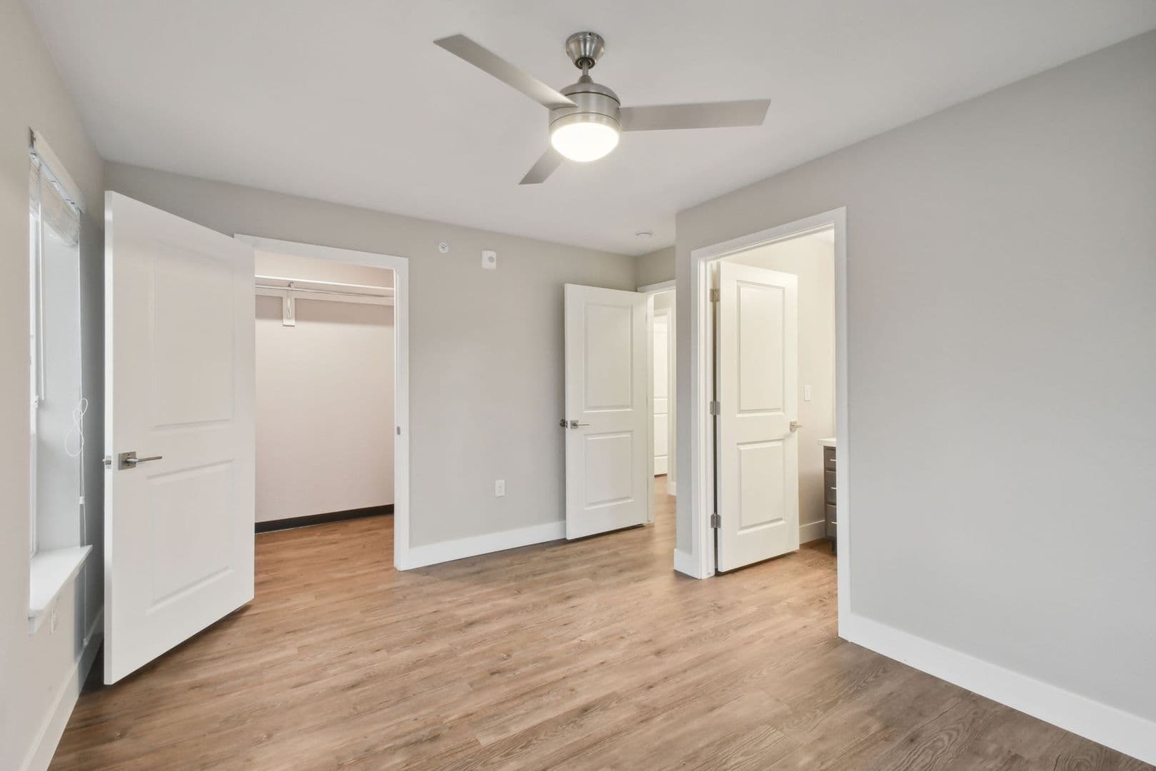 Lakewood Apartment: 5855-5865 W 11th Avenue