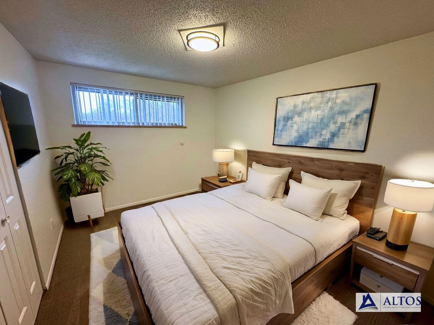 Aurora Apartment: 10800-10810 E 4th Way