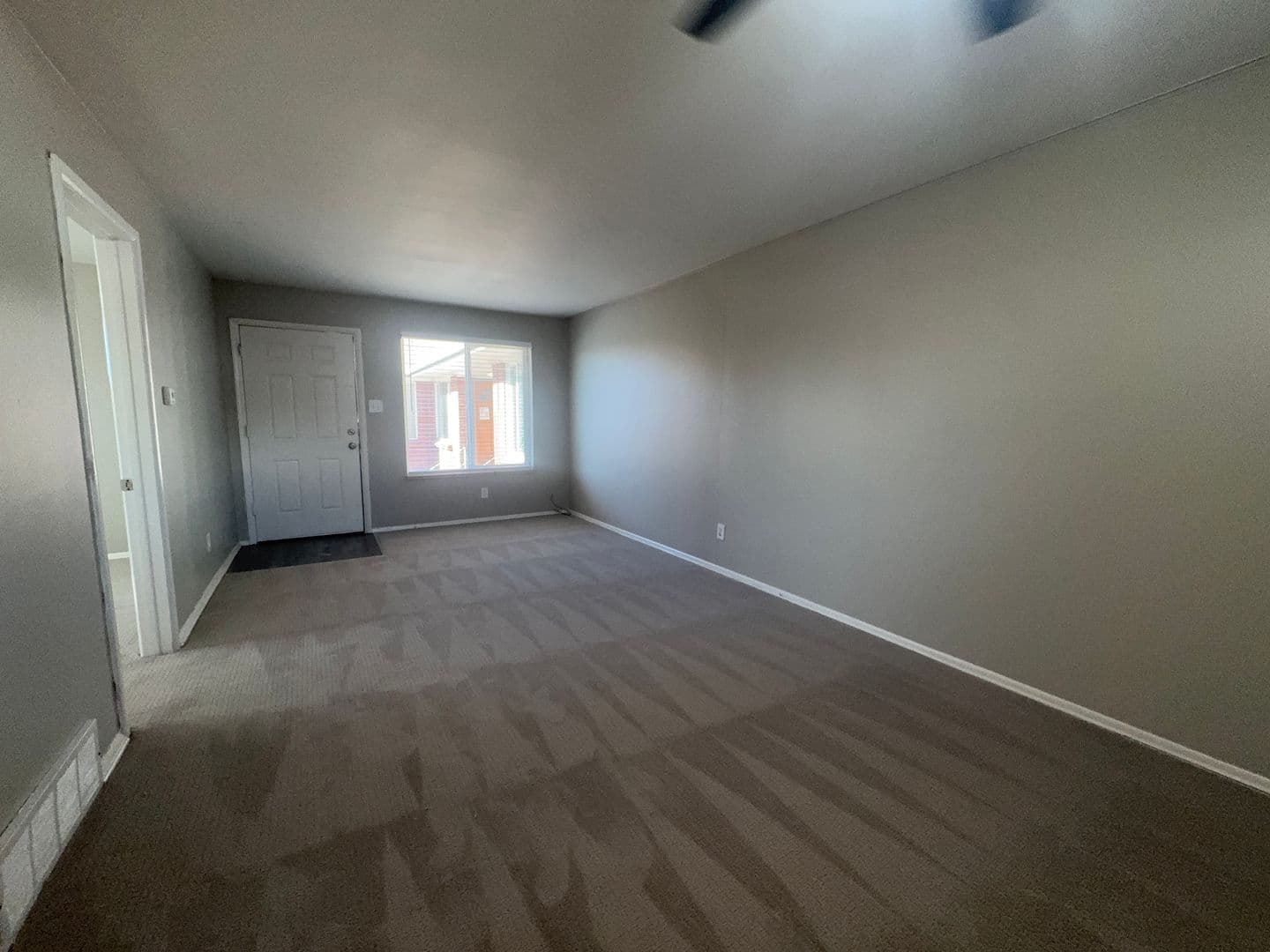 Denver Apartment: 5545 E Yale Ave