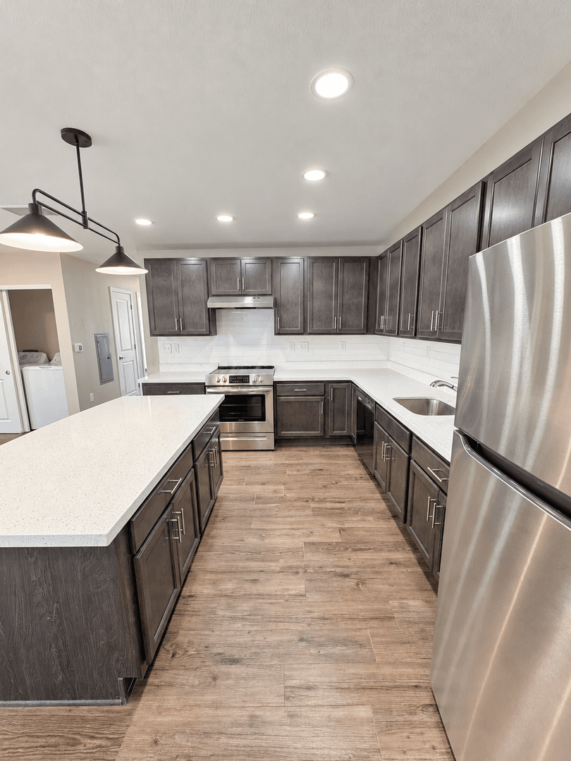 Lakewood Apartment: 5855-5865 W 11th Avenue