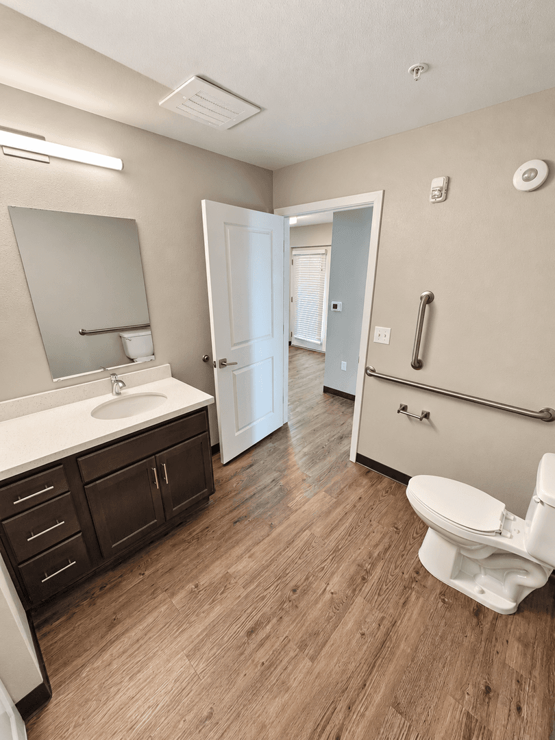 Lakewood Apartment: 5855-5865 W 11th Avenue