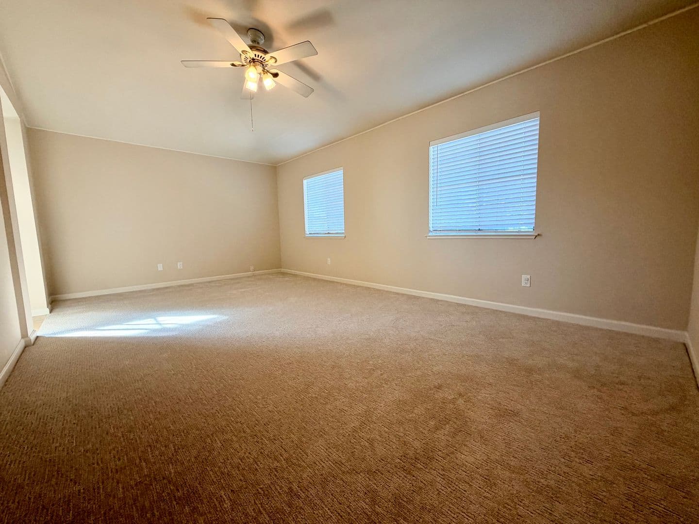 Martinez House: 504 Westaire Boulevard