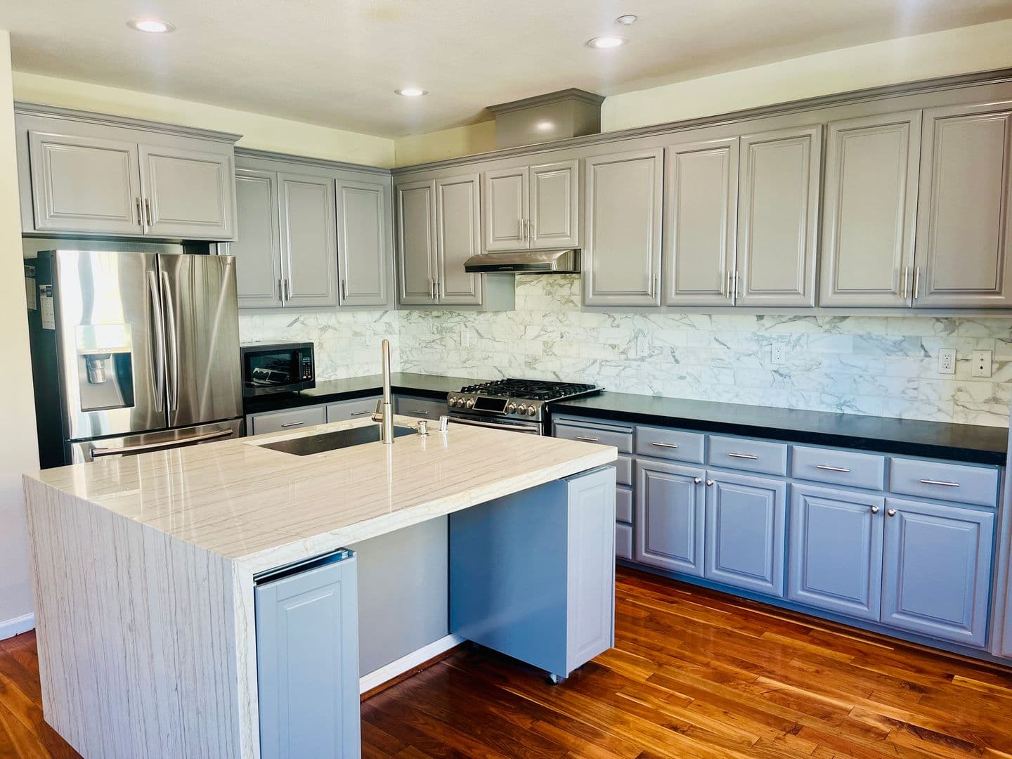 Santa Clara House: 4456 Headen Way