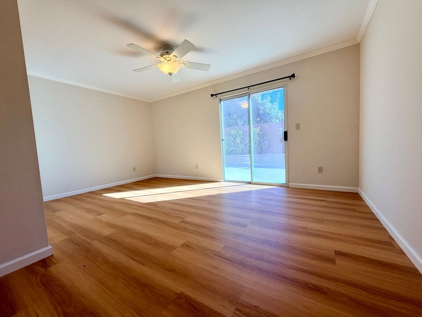 Martinez House: 504 Westaire Boulevard
