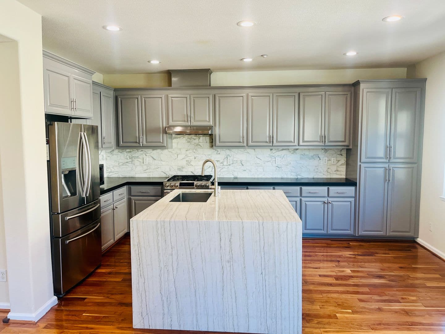Santa Clara House: 4456 Headen Way