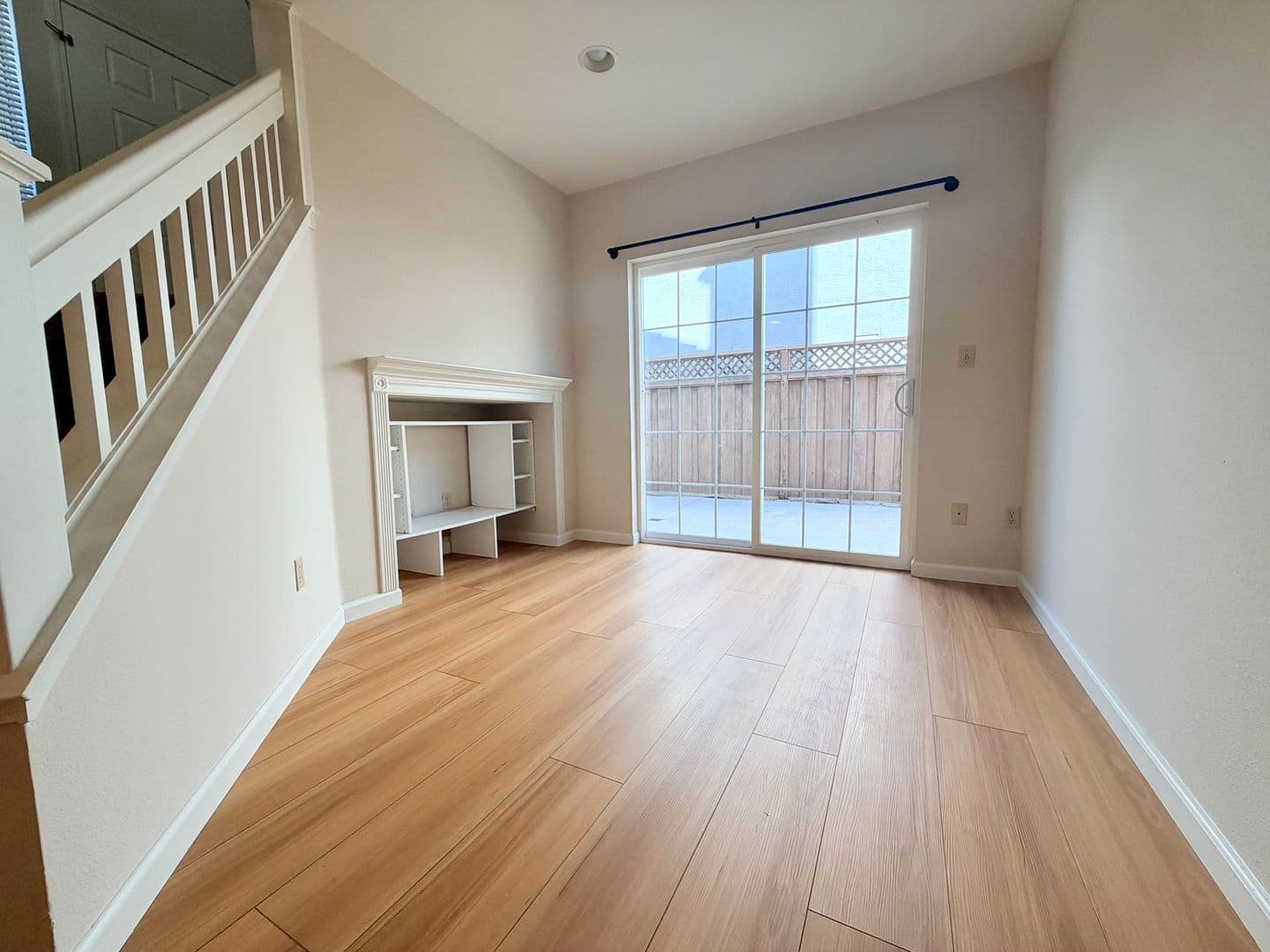 Martinez House: 504 Westaire Boulevard